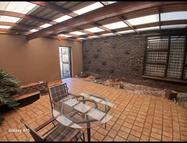 4 BEDROOM HOUSE SOLD IN MEYERTON CENTRAL